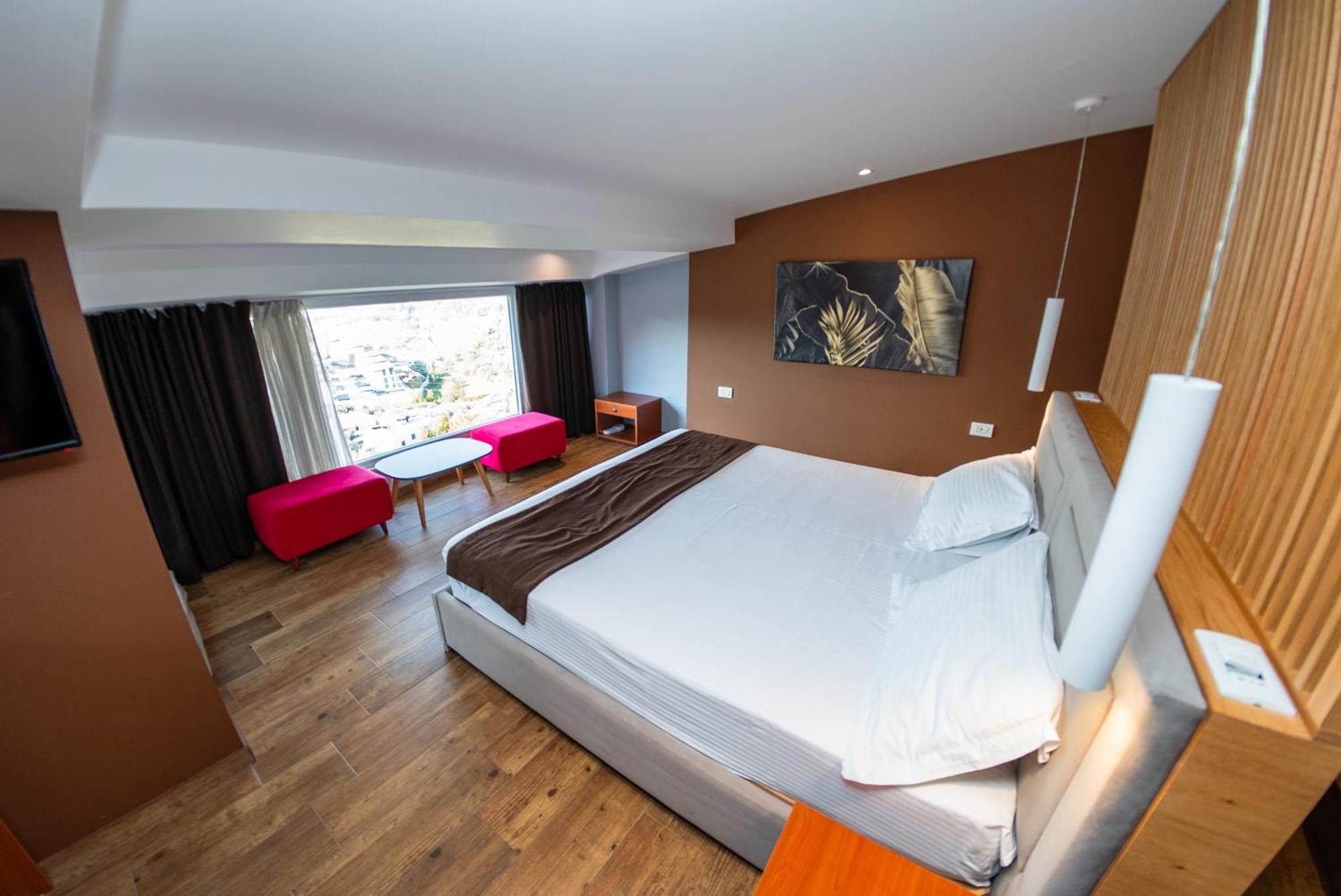 Olivar Hotel Tirana Selitë e Vogël Eksteriør bilde