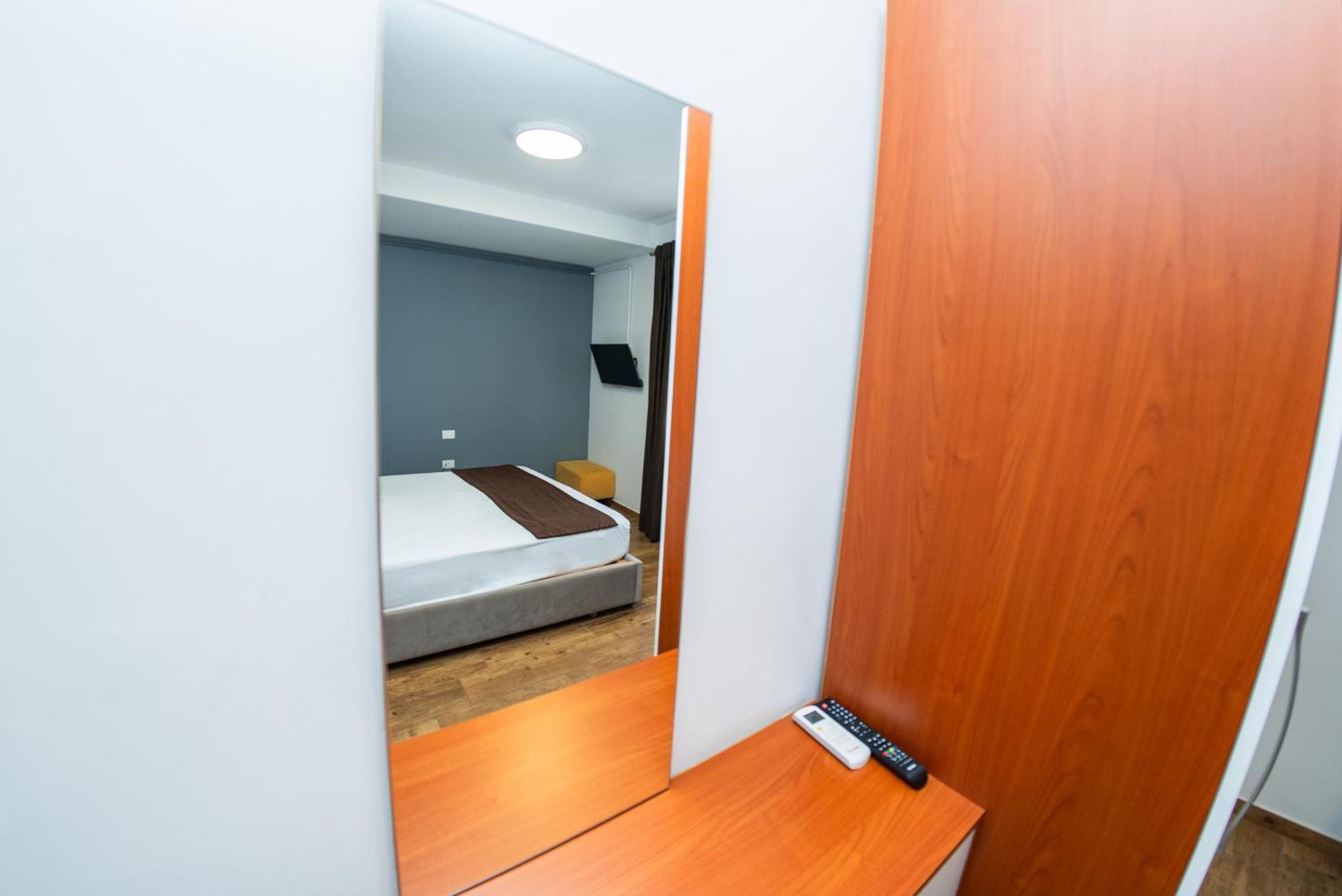 Olivar Hotel Tirana Selitë e Vogël Eksteriør bilde
